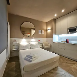 Porta Venezia Lifestyle Apartment