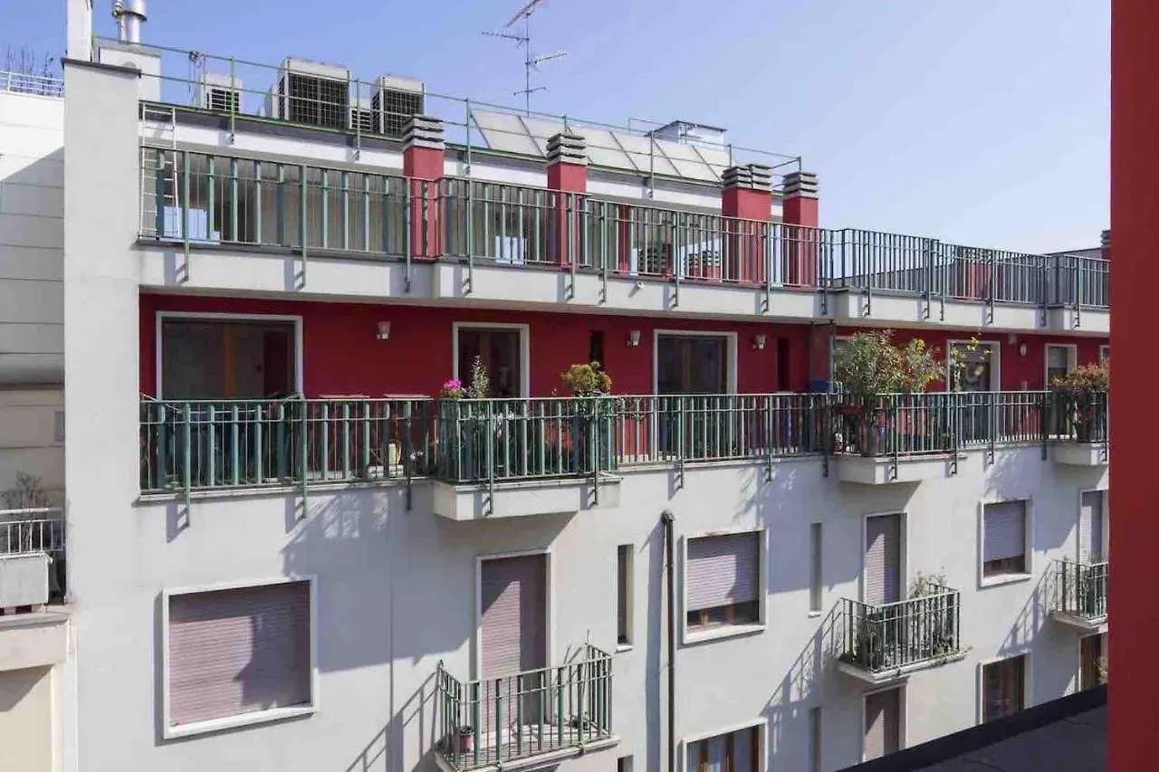 Contempora - Cavallotti 13 - A65 ميلان